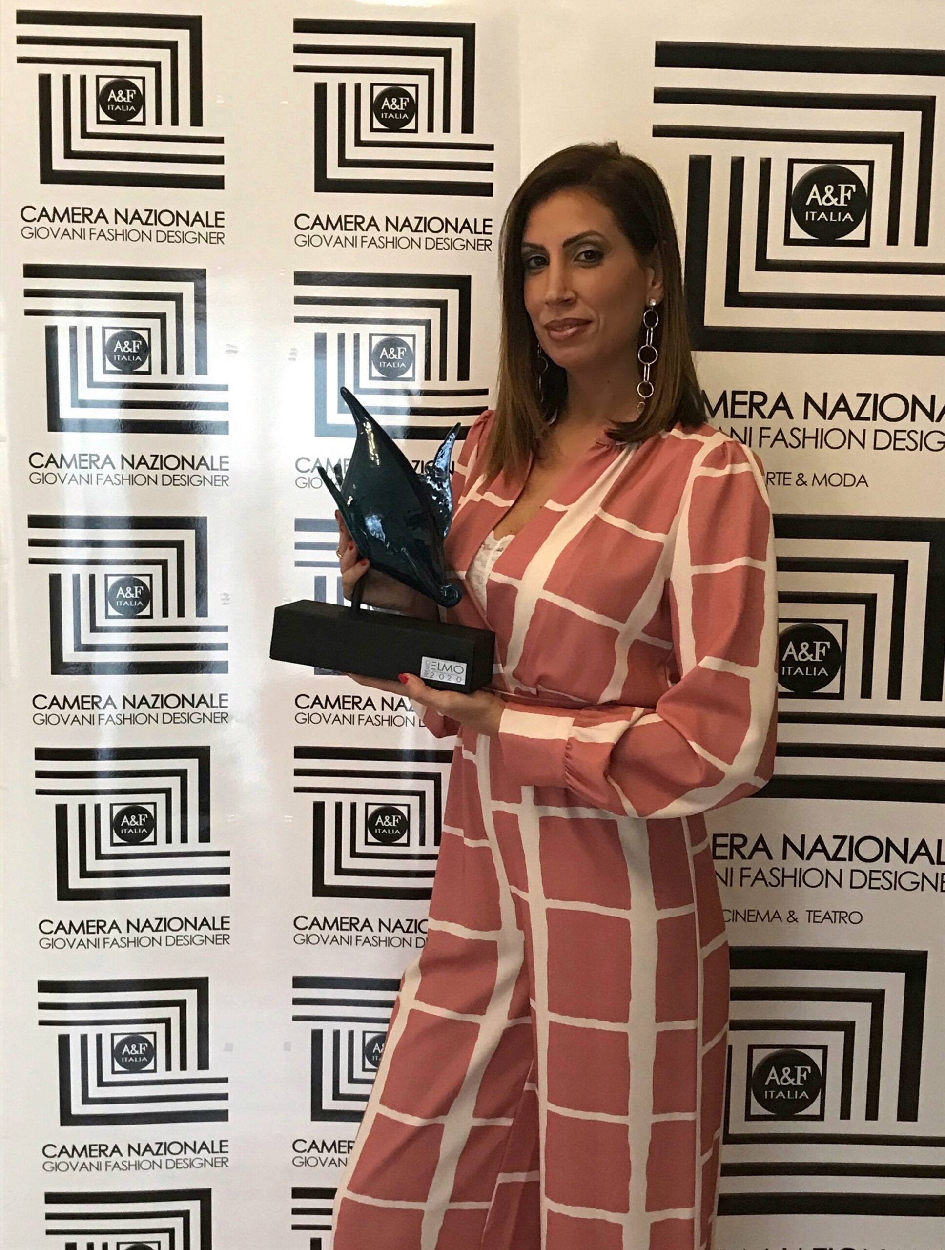 La presidente Alessandra Giulivo riceve il premio Elmo 2020