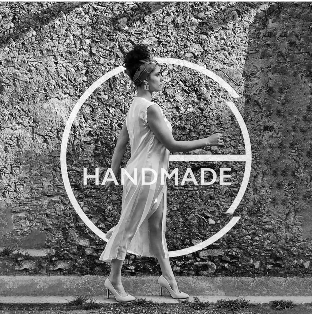Cinzia Tiso  #bestfashiondesigner Art Fabrique 2022 con il suo “Cinzia Tiso Handmade”